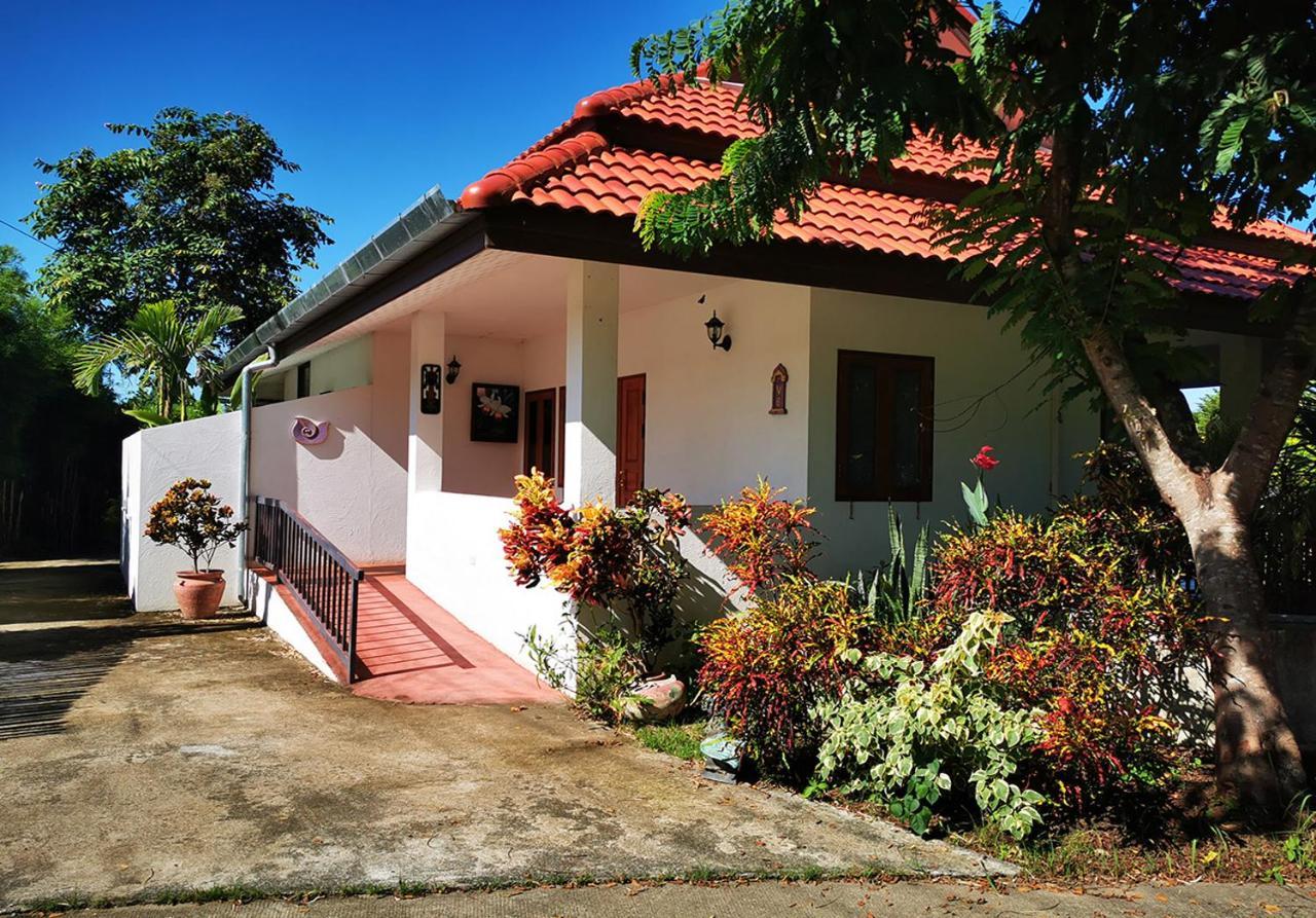 Jasmine Hills Lodge Doi Saket Bagian luar foto
